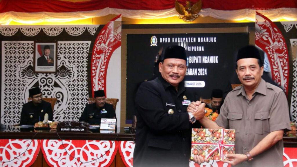 Bupati Nganjuk Serahkan LKPJ Kepada Pimpinan DPRD Kabupaten Nganjuk.