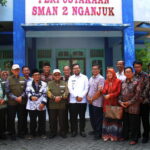 Mewakili Bupati Nganjuk, Mas Handy Dampingi Mendikdasmen Monitoring SPMB, Pastikan Proses Berjalan Lancar