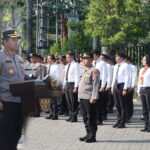 Apel Jam Pimpinan, Kapolres Nganjuk Apresiasi Kinerja Anggota dan Tekankan Pentingnya Jaga Kesehatan