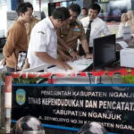 Kenapa Disdukcapil Nganjuk Hanya Keluarkan 150 Keping Cetak KTP perhari?