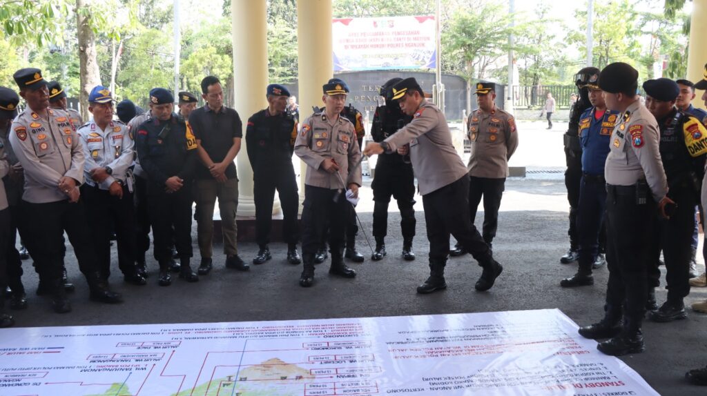 Apel Pengamanan Pengesahan IKSPI, Kapolres Nganjuk Tegaskan Kesiapan Personel Jaga Kamtibmas