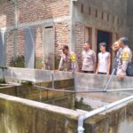 Bhabinkamtibmas Berbek Dorong Budidaya Lele dan Nila di Pekarangan Rumah