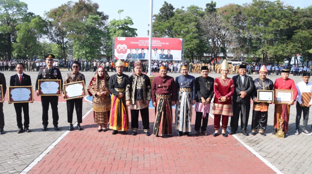 Upacara HUT ke-80 RI di Nganjuk, Forkopimda Kobarkan Semangat “Bersatu, Berdaulat, Rakyat Sejahtera, Indonesia Maju”